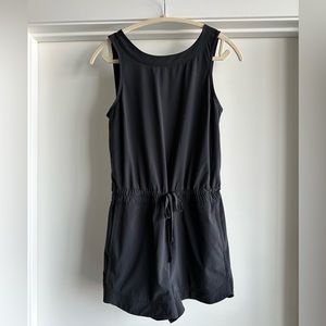Athleta Cross-back Athleisure Romper | Size XS